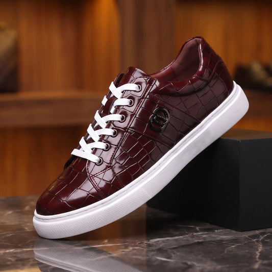 GLOSSY CROC PATTERN SNEAKER