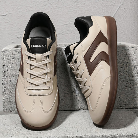 WIDE TOE STRIDE SNEAKERS