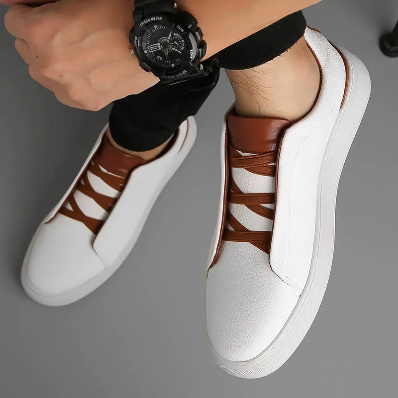 CLEAN LOW-TOP SNEAKERS
