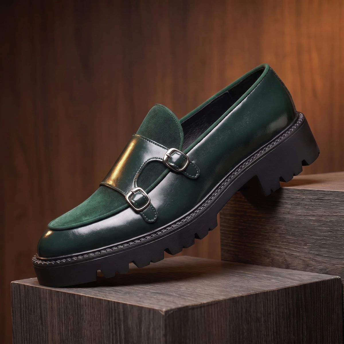 Thick sole leather loafer in green