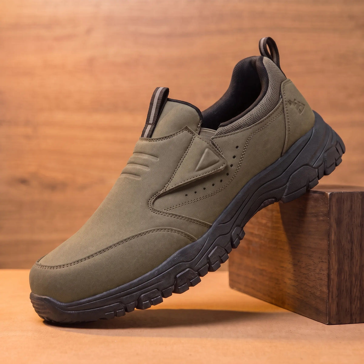 Light step loafer in brown