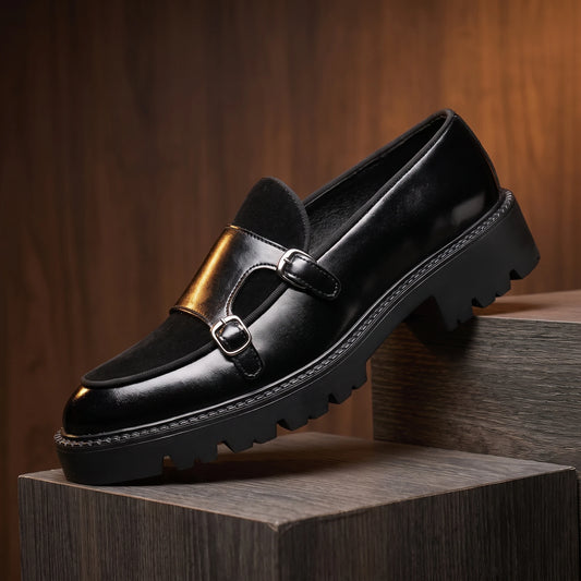 Thick sole leather loafer in black