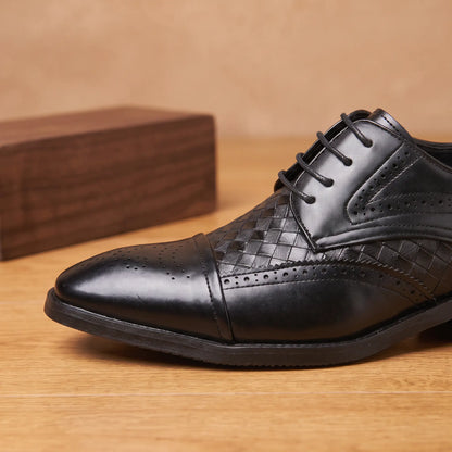 Basket Weave Derby in Black, brogue toe cap and woven panel close-up