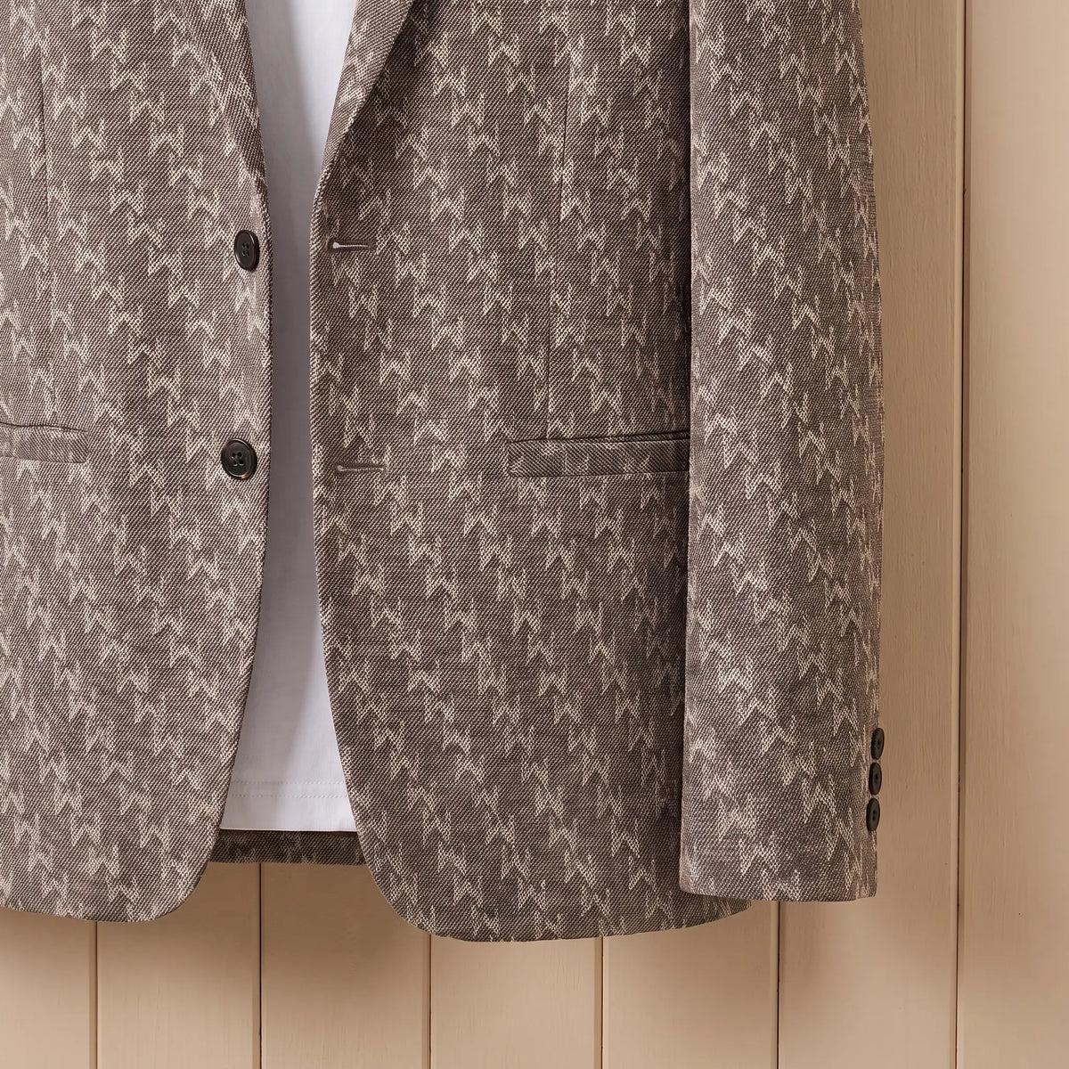 Bold Pattern Blazer in Brown, button and pocket detail