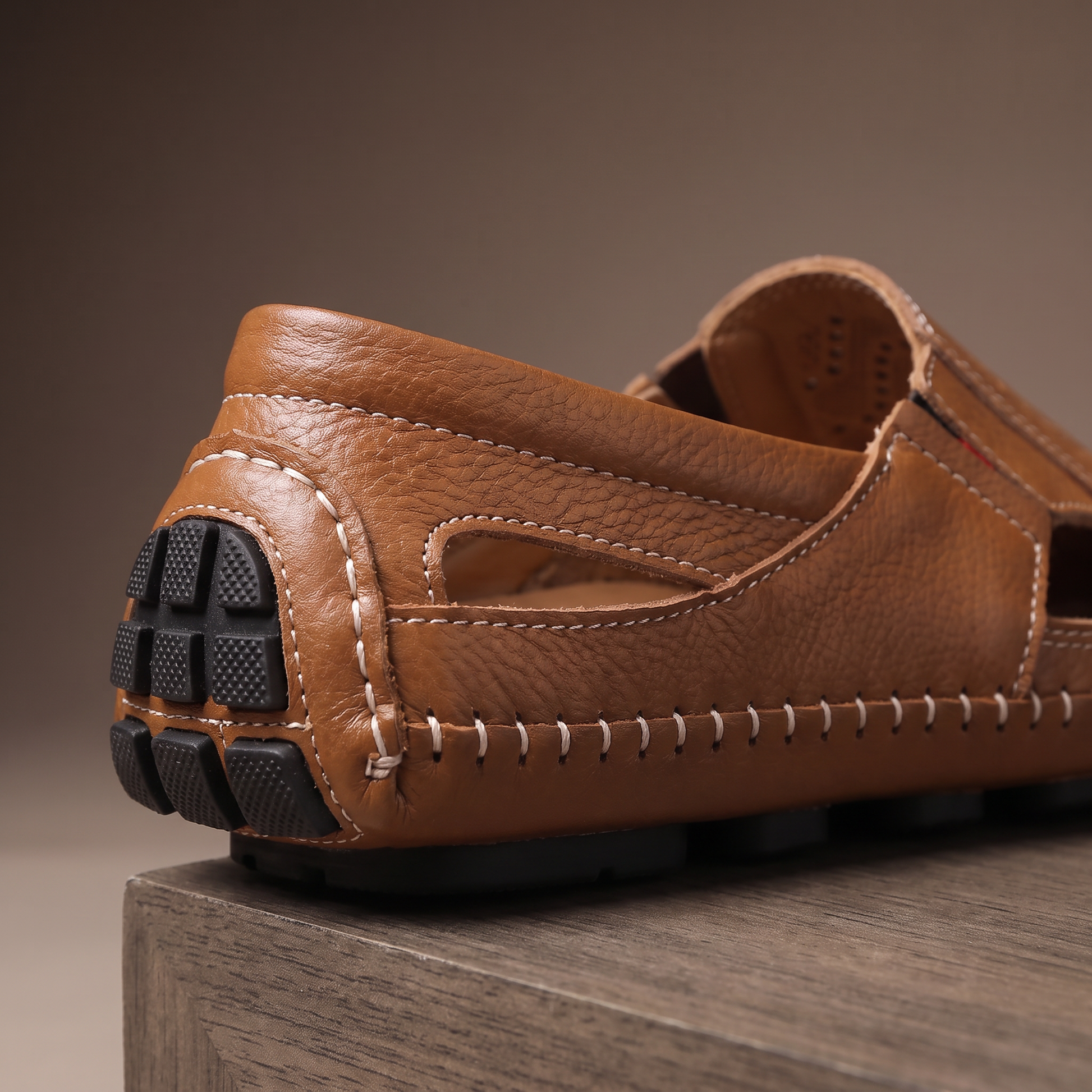 Breathable Summer Loafers detail - side profile and flexible sole