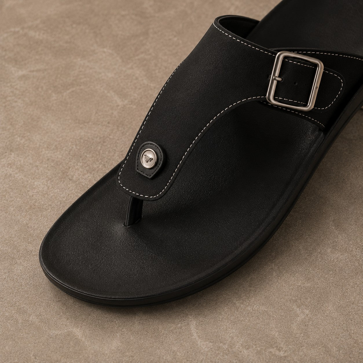 BUCKLE STRAP FLIP SANDAL