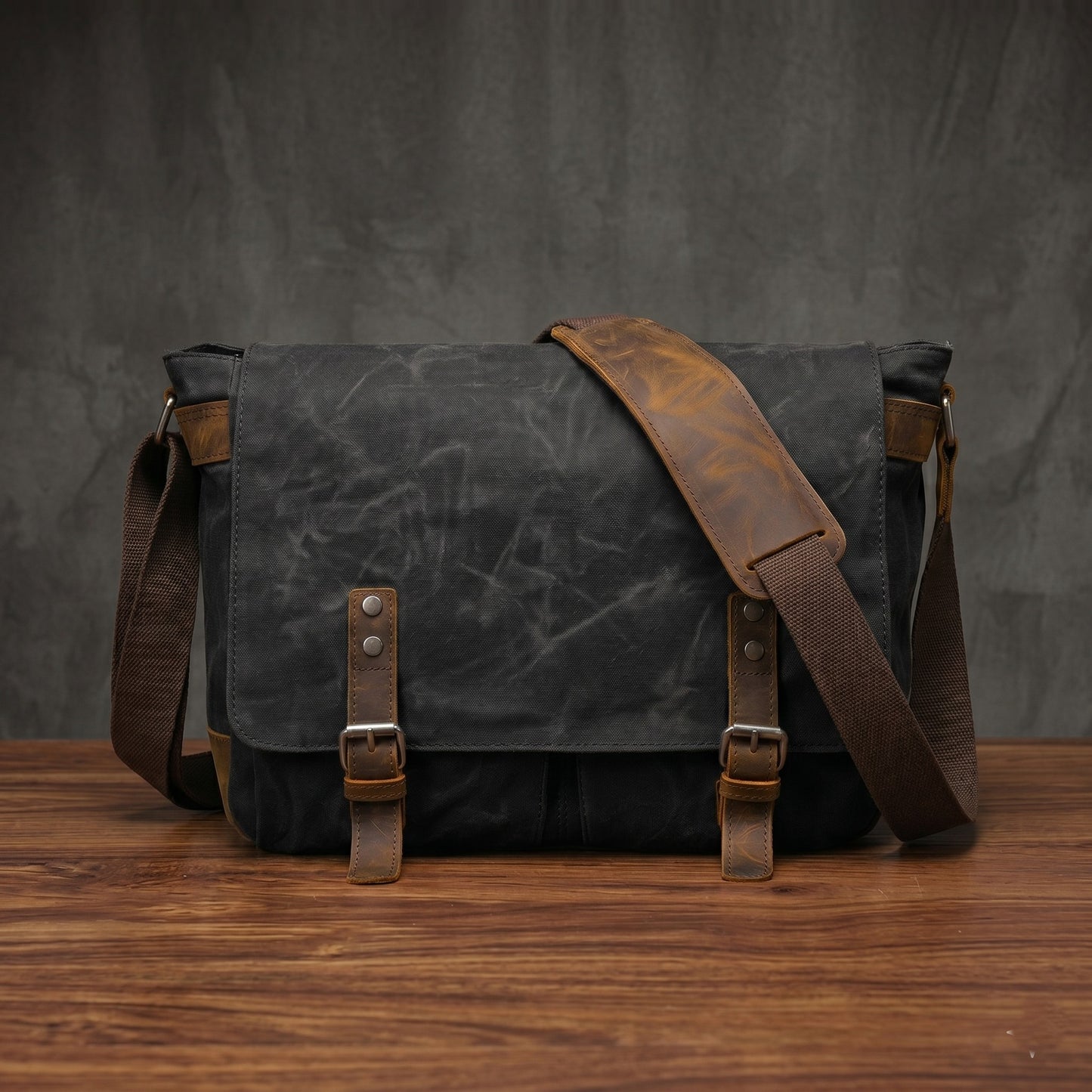VINTAGE SHOULDER WORK BAG