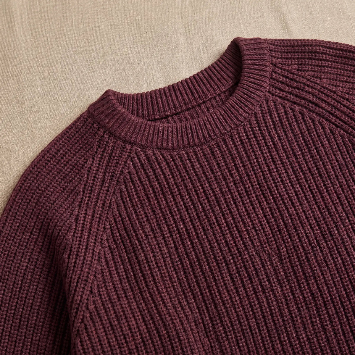 CHUNKY RIB CREW SWEATER neck detail