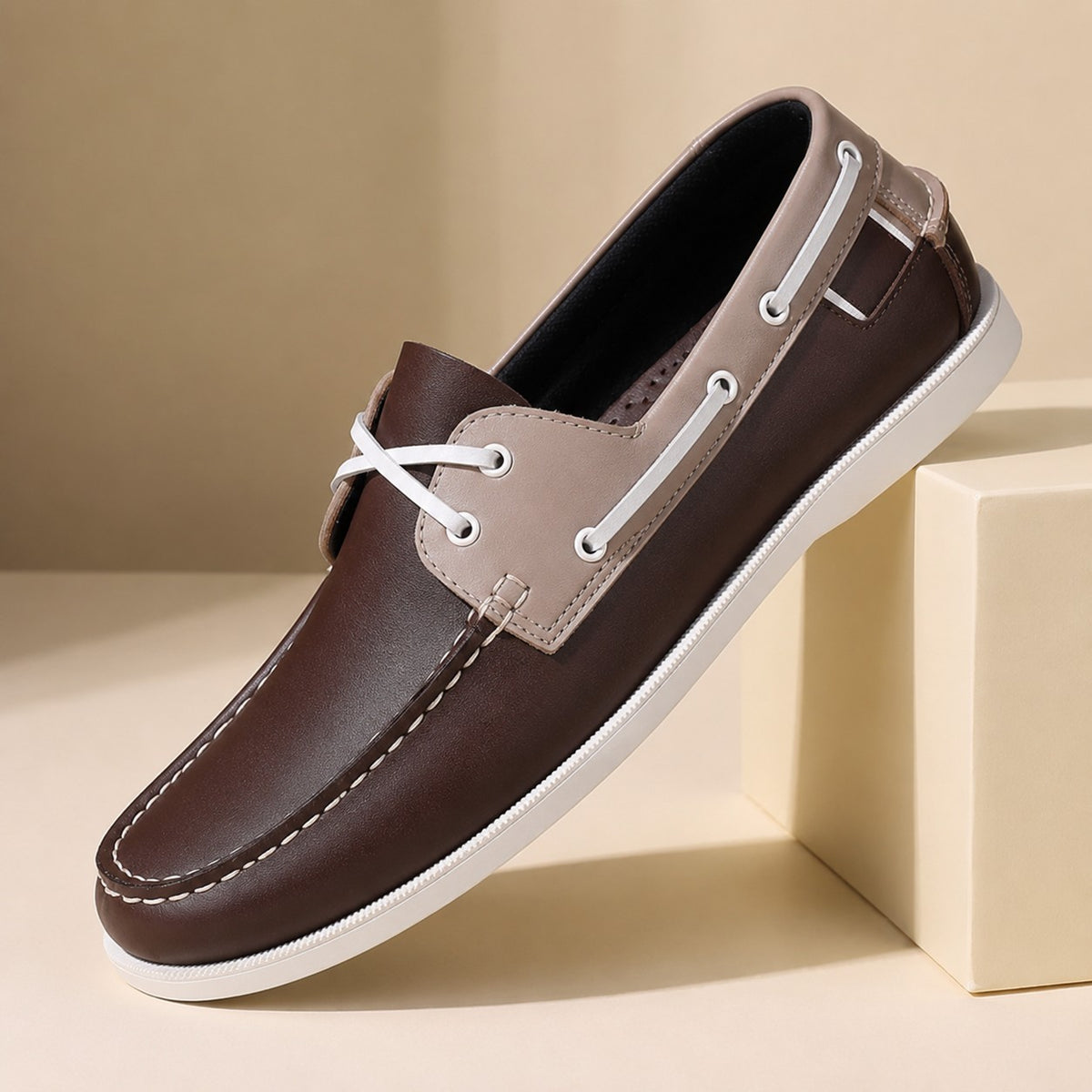 CLASSIC MOC TOE LOAFERS