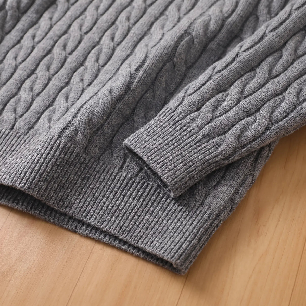 CLASSIC CABLE SWEATER Cuff Detail