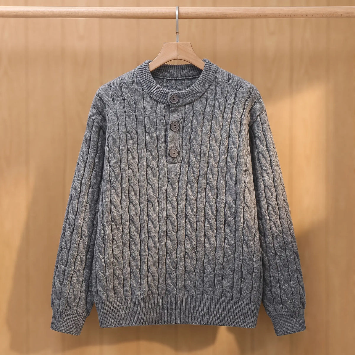 CLASSIC CABLE SWEATER Grey