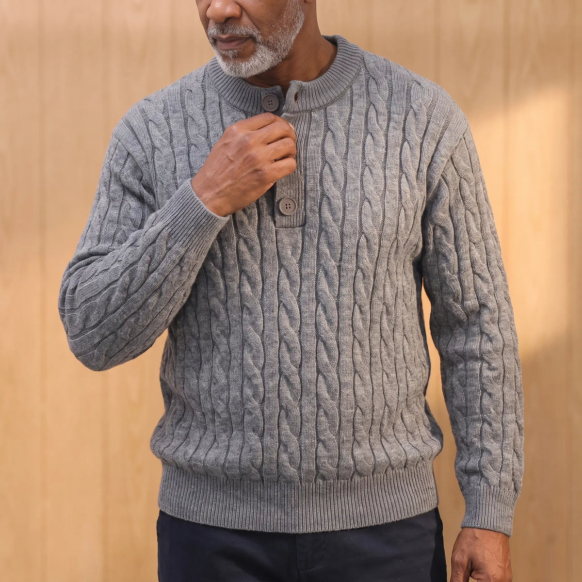 CLASSIC CABLE SWEATER Lifestyle