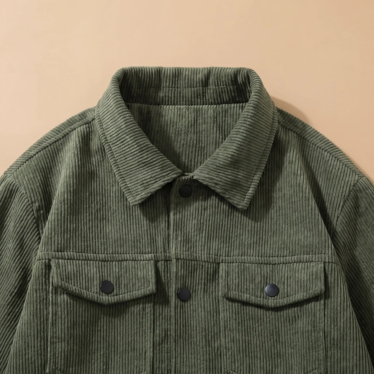 Close-up of the collar and chest pockets