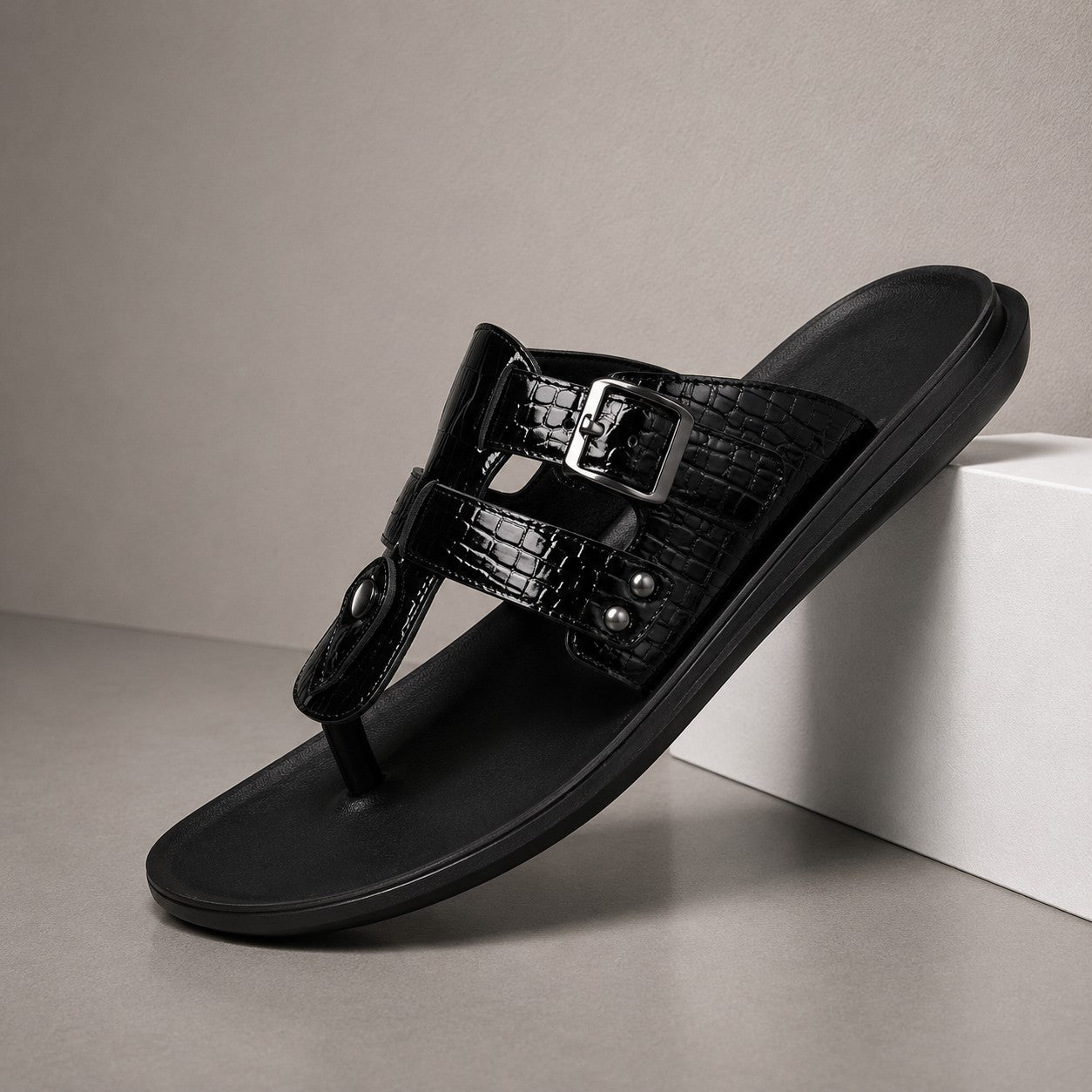 CROC PRINT TOE SANDAL