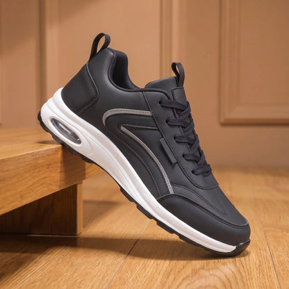 Cushion Step Trainers in Black