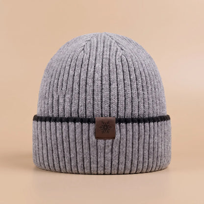 Fleece cuff beanie in grey