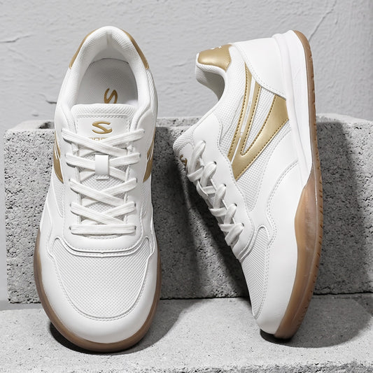 LIGHTWEIGHT WIDE TOE TRAINERS