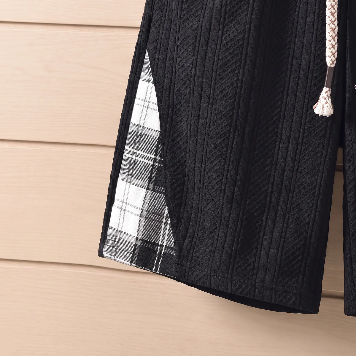 Jacquard Drawstring Shorts close-up of the plaid side panel