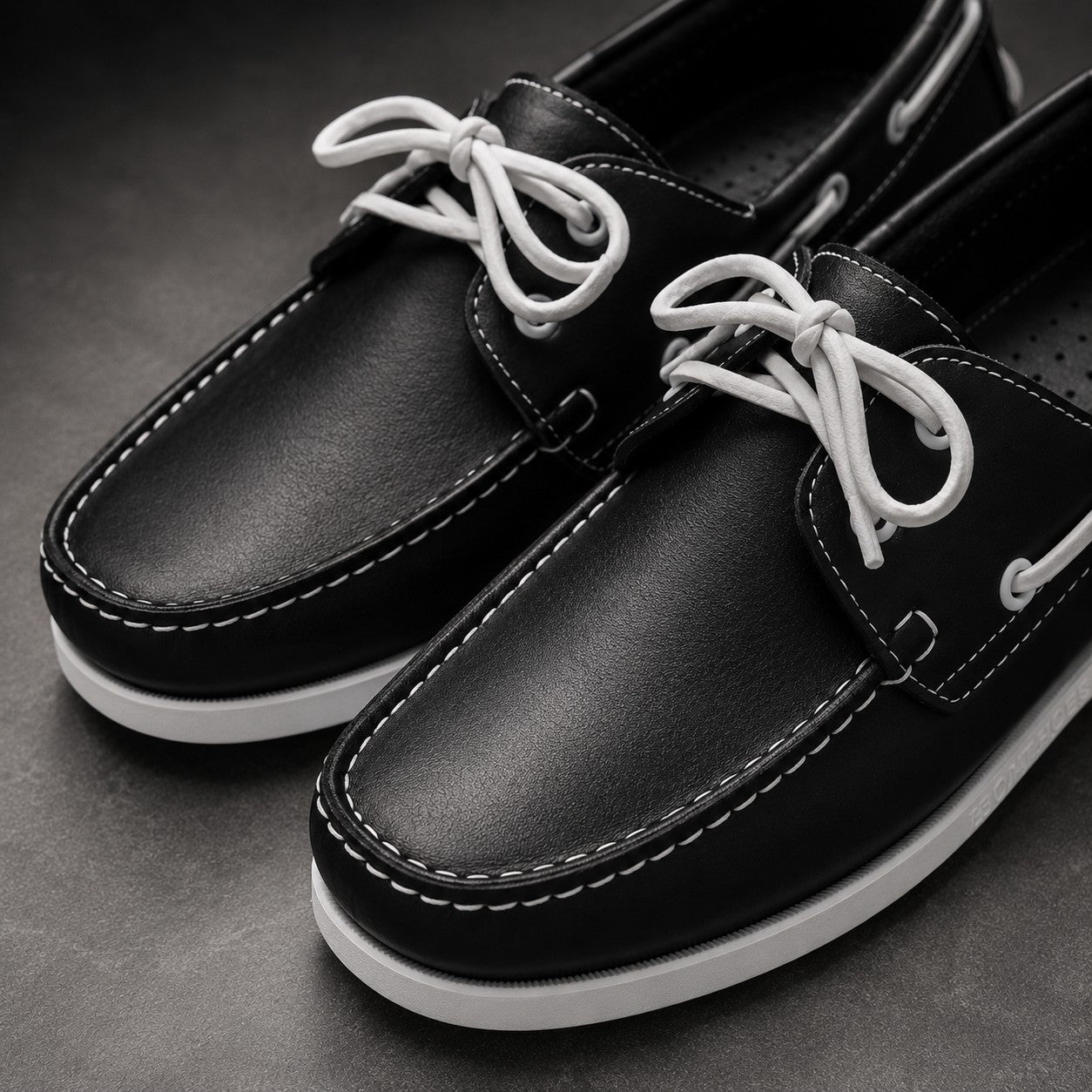 LACE-UP DECK SHOES