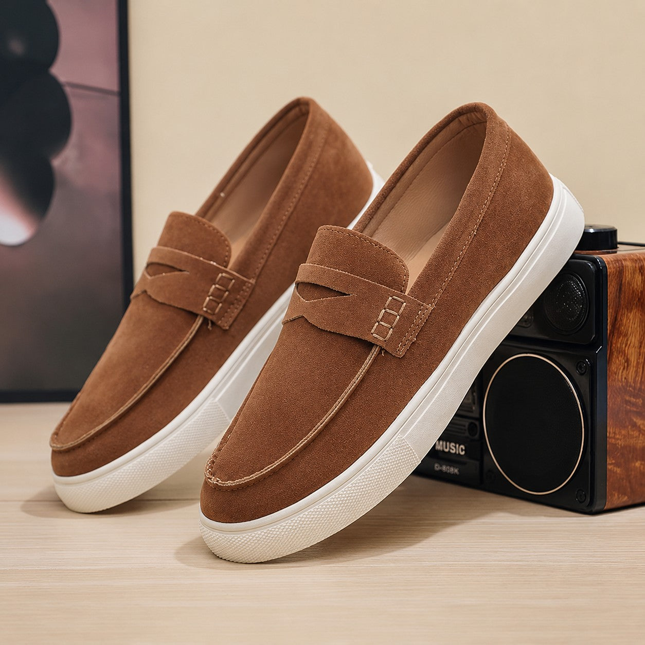 LIGHTWEIGHT SUEDE LOAFERS