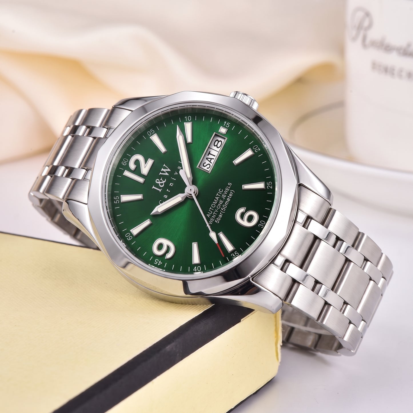 LUMINOUS DIAL AUTOMATIC WATCH