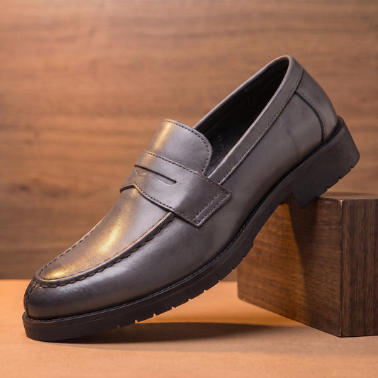 POLISHED STRIDE LOAFERS