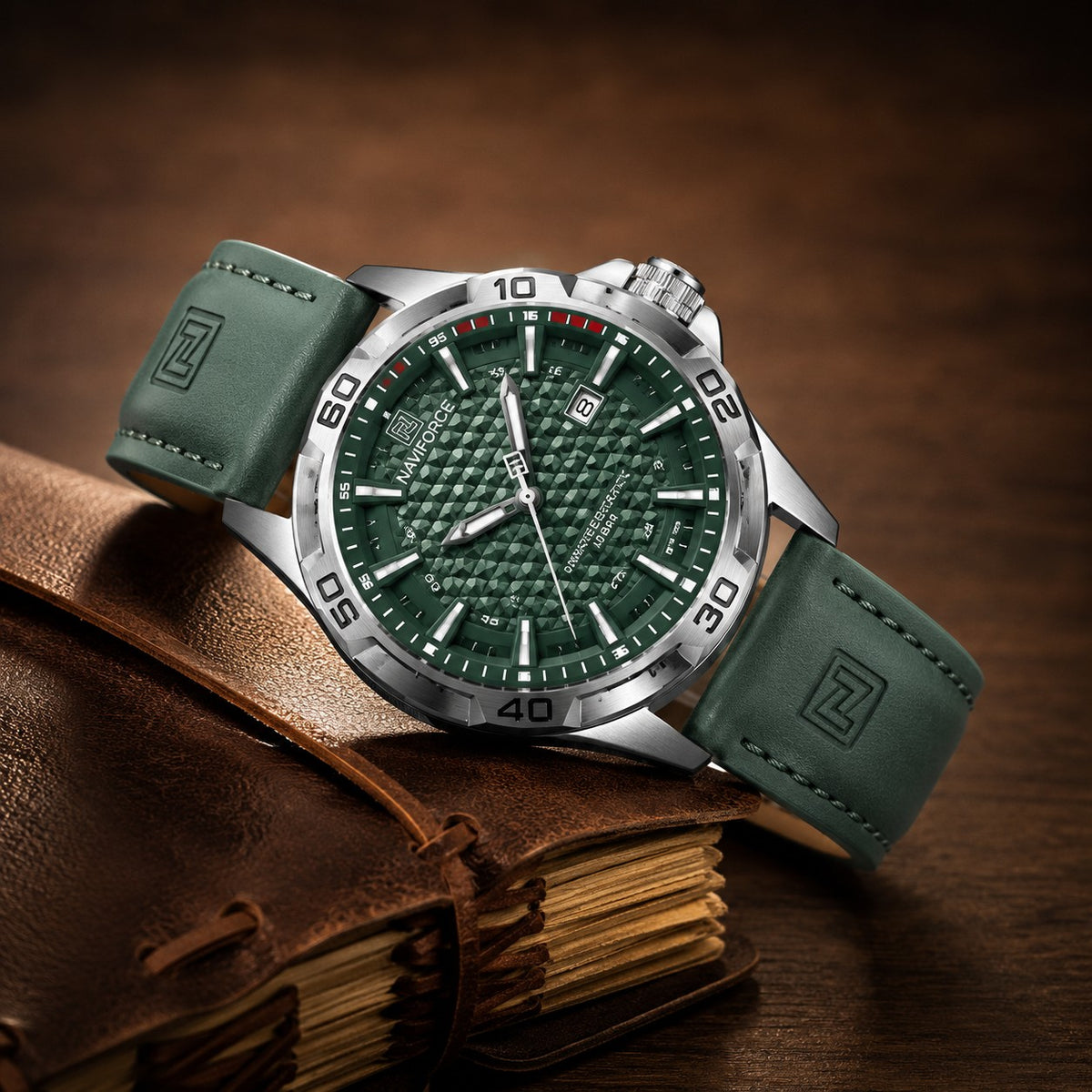Pyramide Watch PYRAMID TEXTURE SPORT WATCH – Adam & Westcott