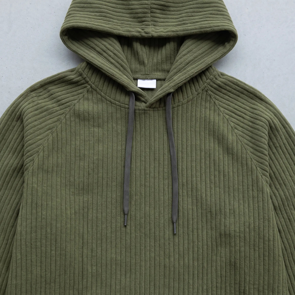 RIBBED PULLOVER HOODIE hood and drawcord detail