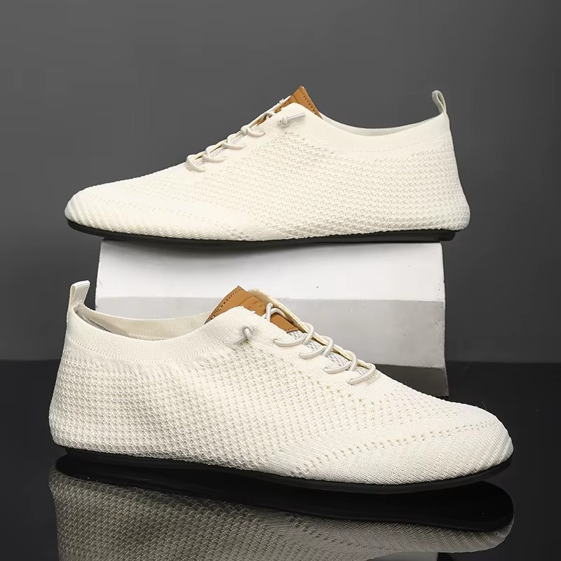 Air-Light Mesh Everyday Shoe