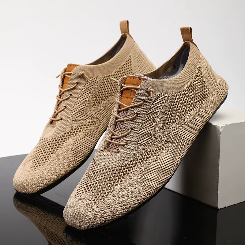 Air-Light Mesh Everyday Shoe