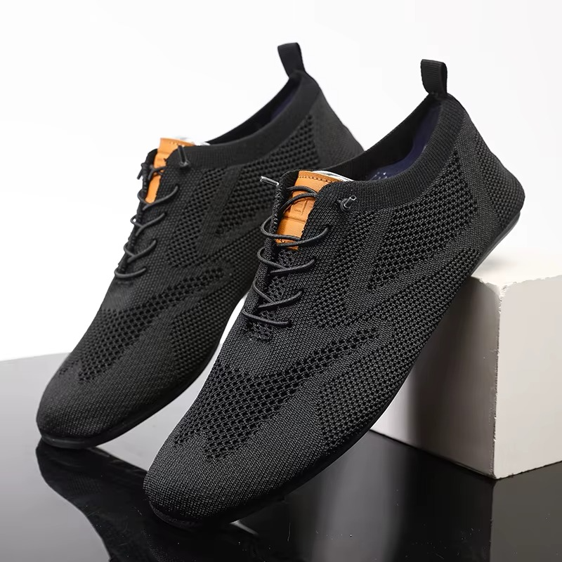 Air-Light Mesh Everyday Shoe