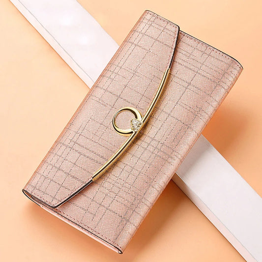 Elegant Ring-Bar Clutch