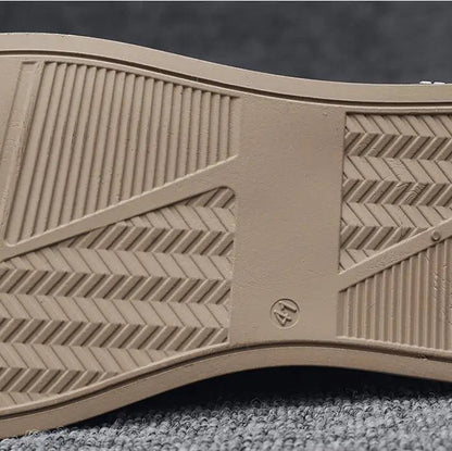 MODERN STREET SNEAKERS