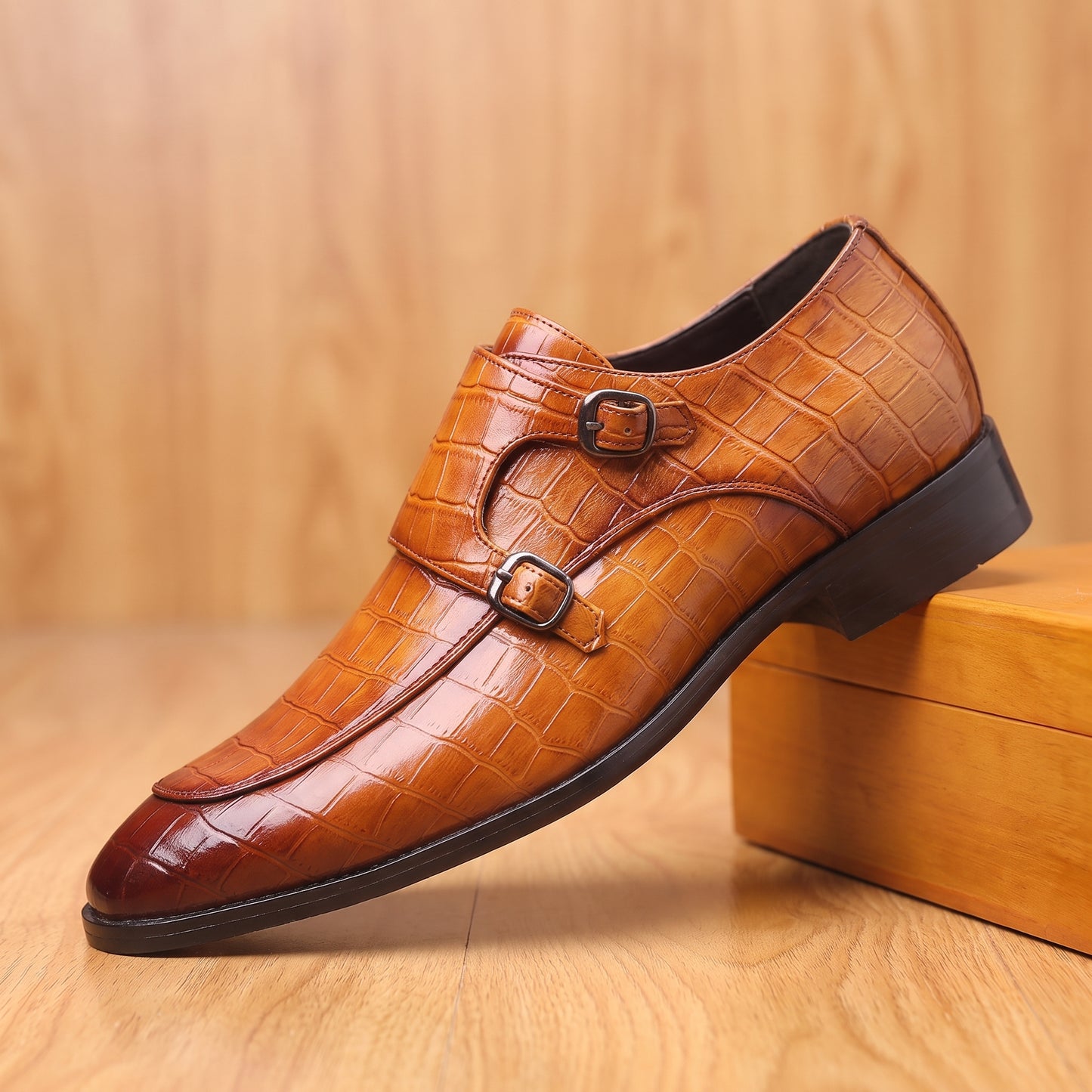SCALED GRAIN LEATHER SHOES