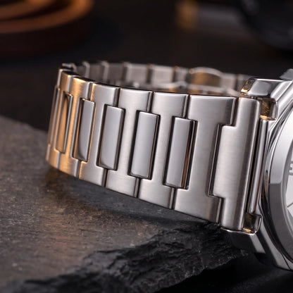 SLIM OCTAGON WATCH bracelet close-up - brushed and polished integrated steel links