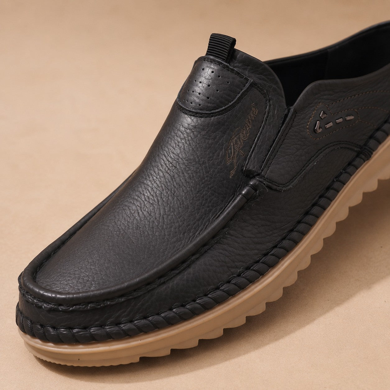 SLIP ON LEATHER CLOG