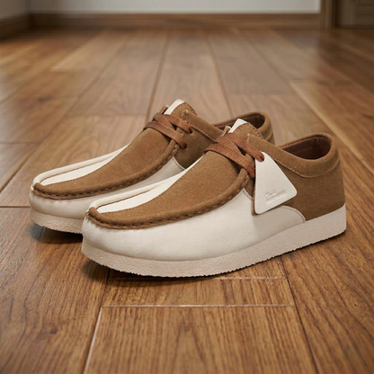 SMART-CASUAL BOAT SHOES
