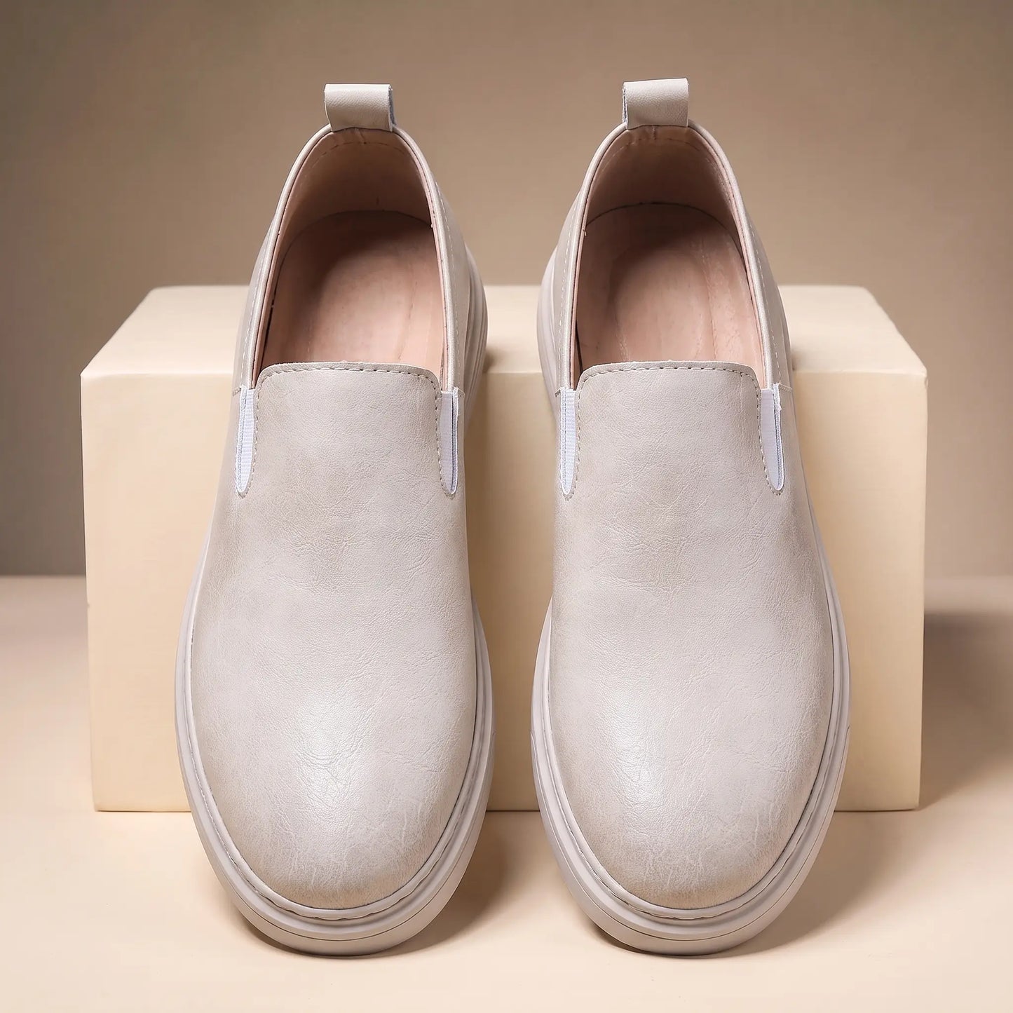 SOFT LEATHER COMMUTE LOAFERS