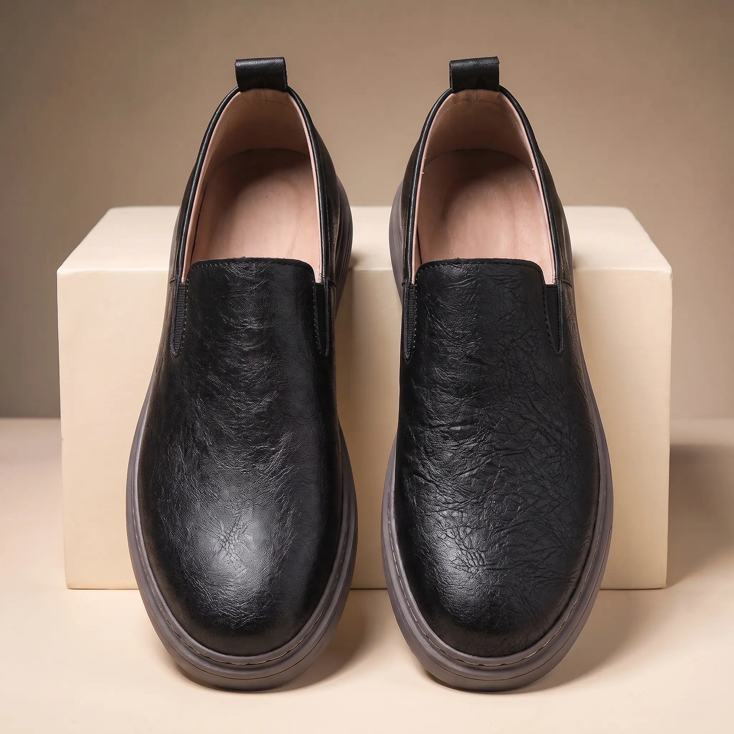 SOFT LEATHER COMMUTE LOAFERS