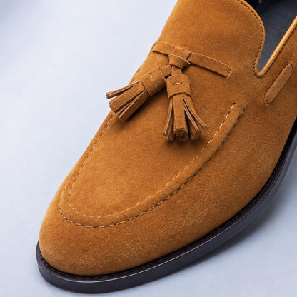 SOFT SUEDE TASSEL FLAT