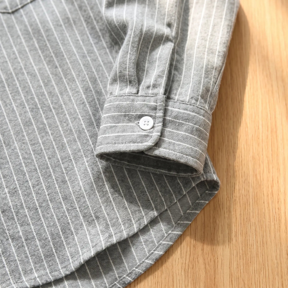 SOFT PINSTRIPE SHIRT Cuff Detail