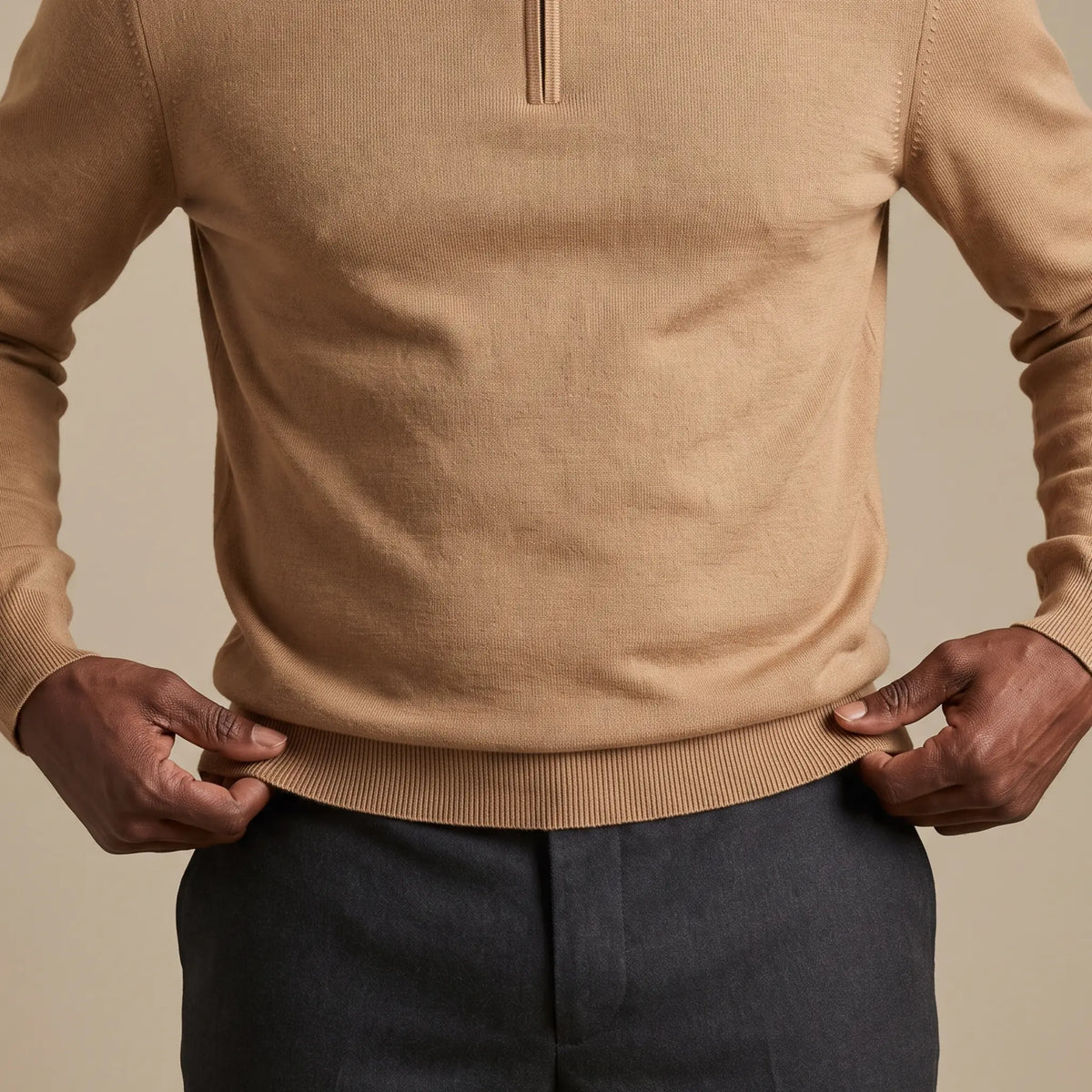 SPREAD COLLAR KNIT worn lifestyle