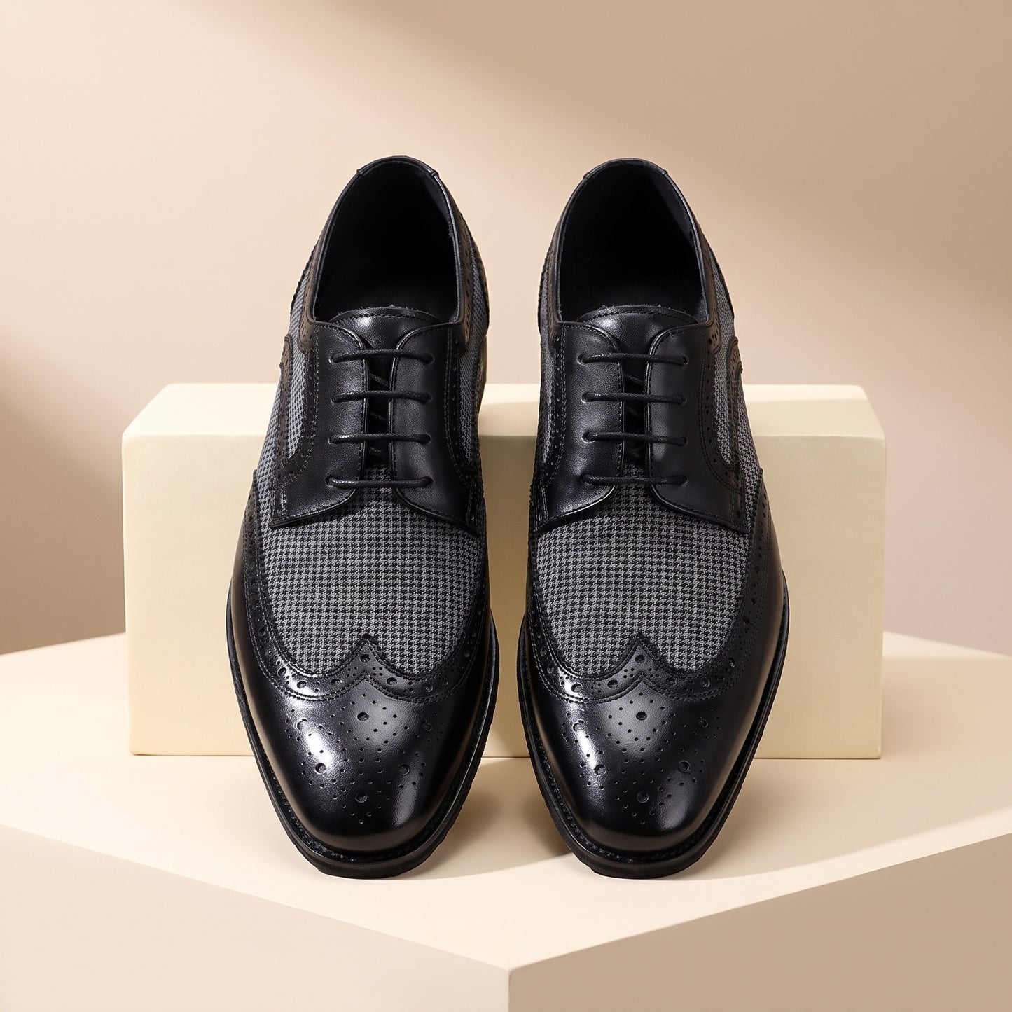 WINGTIP BROGUE OXFORD SHOE