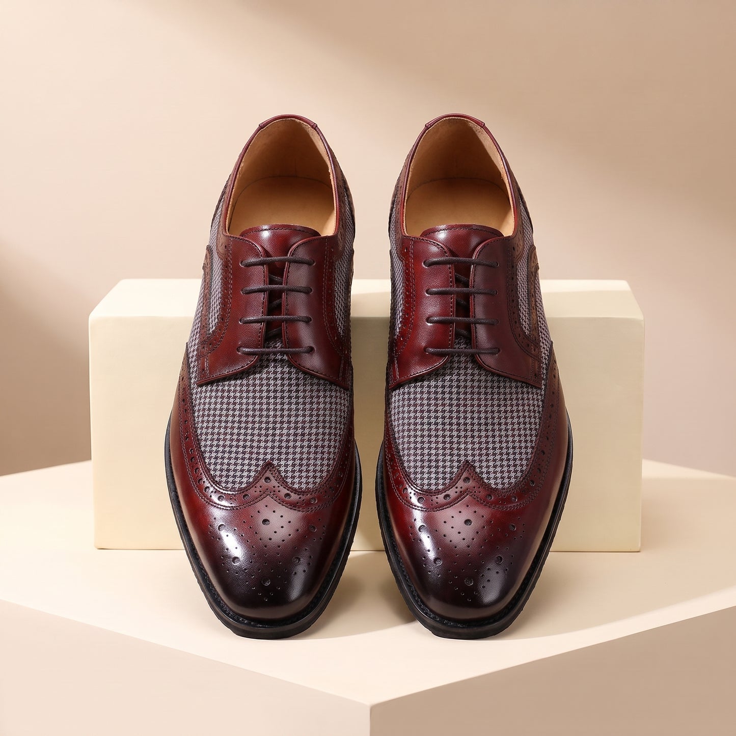 WINGTIP BROGUE OXFORD SHOE