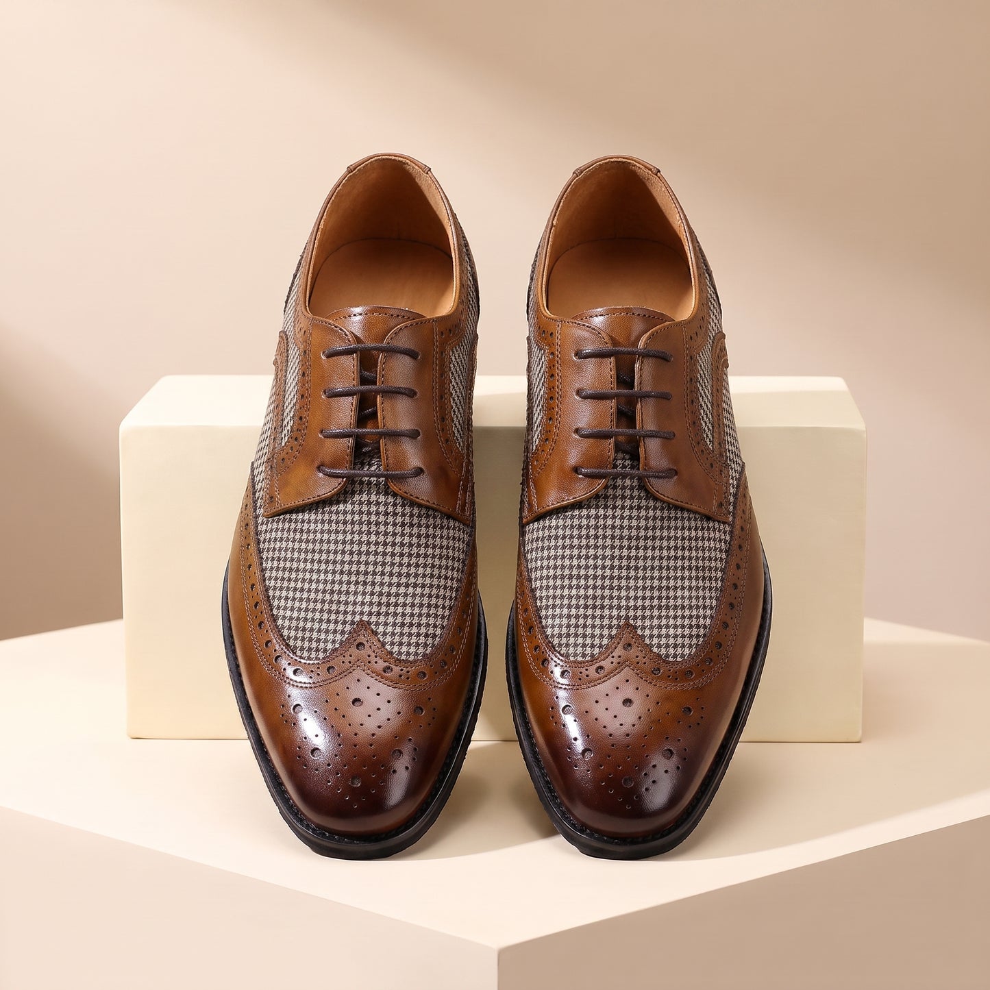 WINGTIP BROGUE OXFORD SHOE
