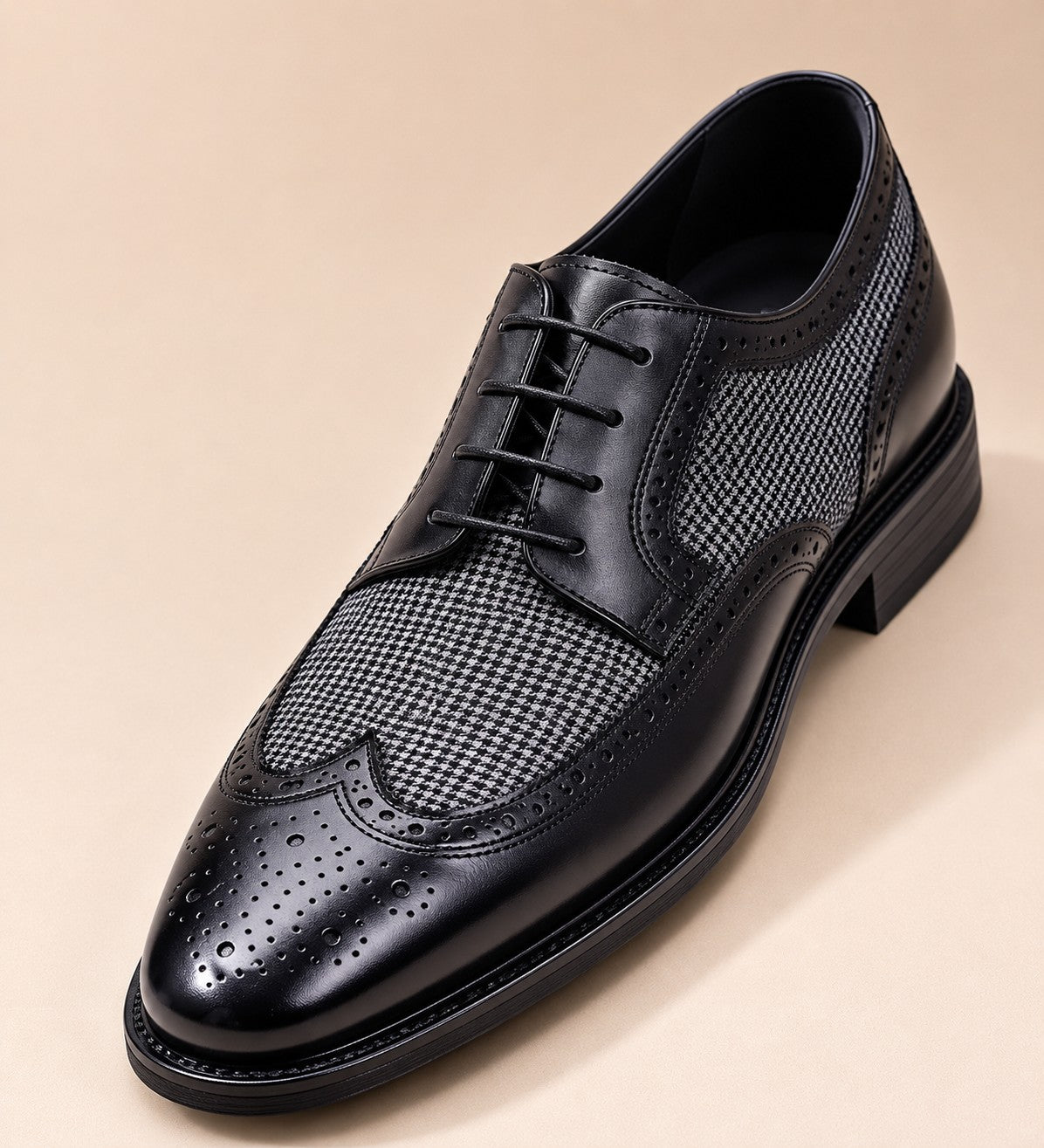 WINGTIP BROGUE OXFORD SHOE
