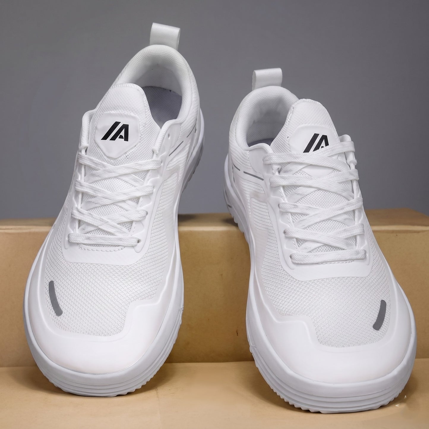 WIDE TOE KNIT SNEAKERS