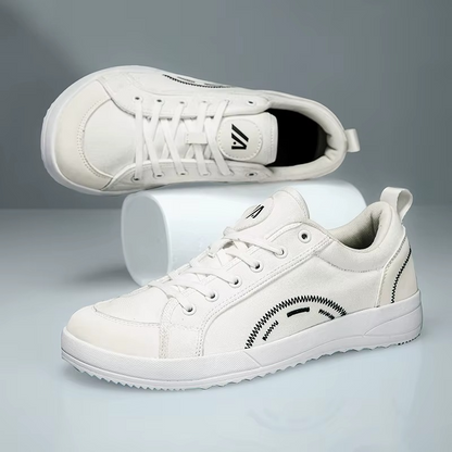 WIDE TOE SPACE SNEAKERS