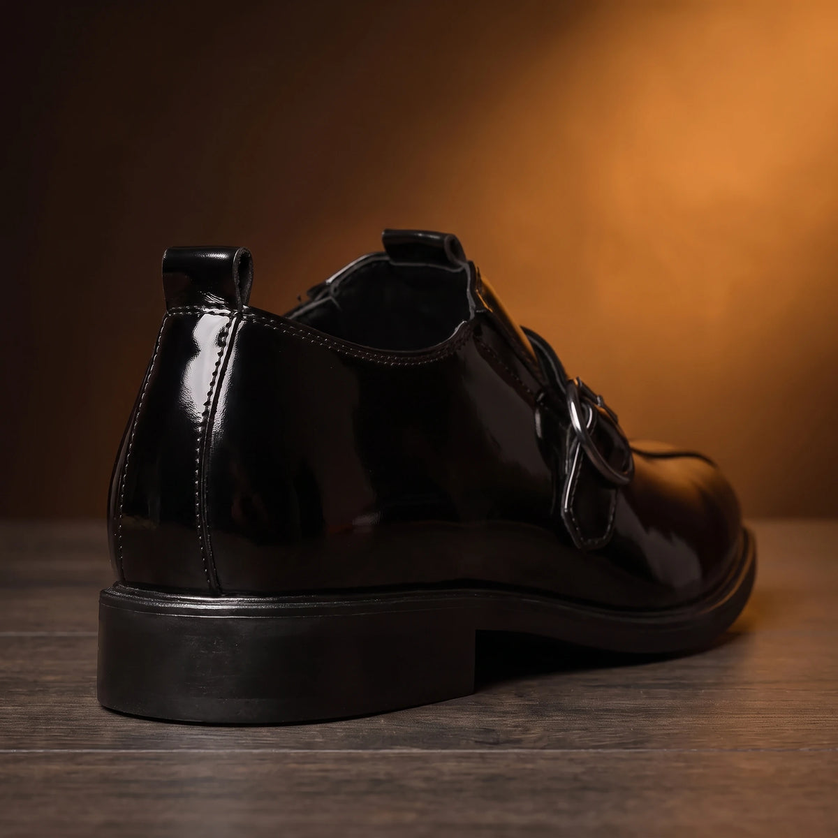 Glossy Formal Loafers - heel detail