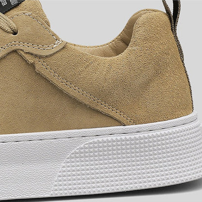BREATHABLE CASUAL SNEAKERS
